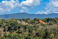 Dencarik Hills