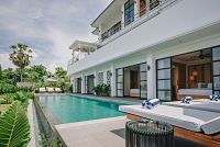 Discover The Journey - Villa Sunset