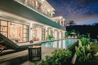 Discover The Journey - Villa Sunset