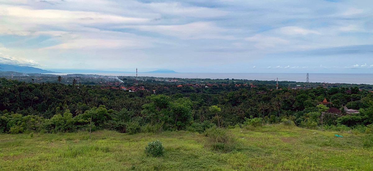 Dencarik Views North Bali